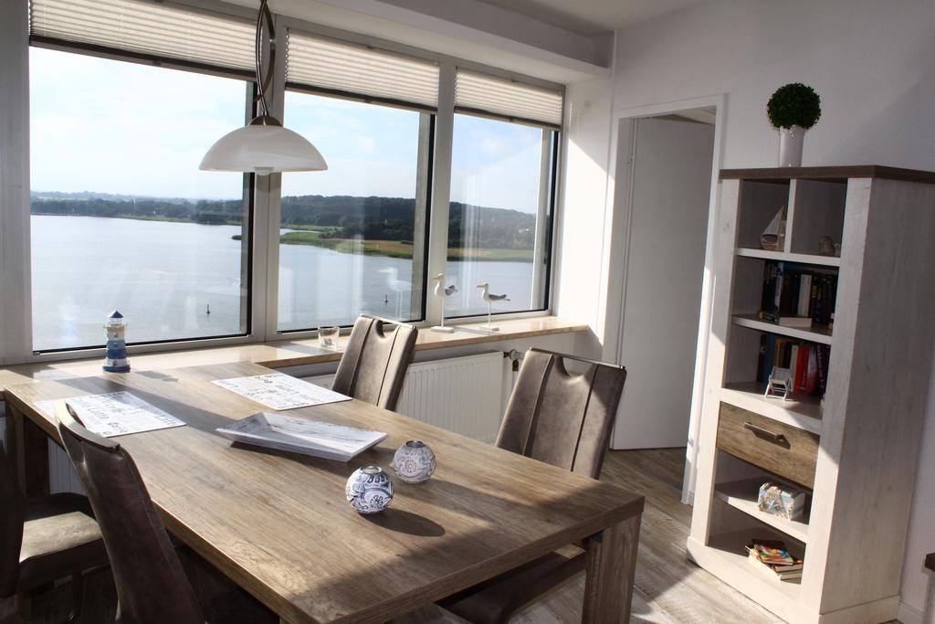 Ostseefjord-Schlei-Blick Im Wikingturm Schleswig Buitenkant foto